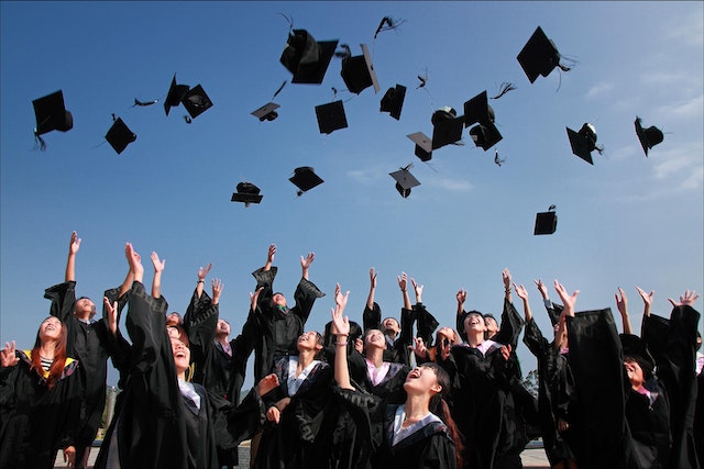 Bachelors Scholarships scores